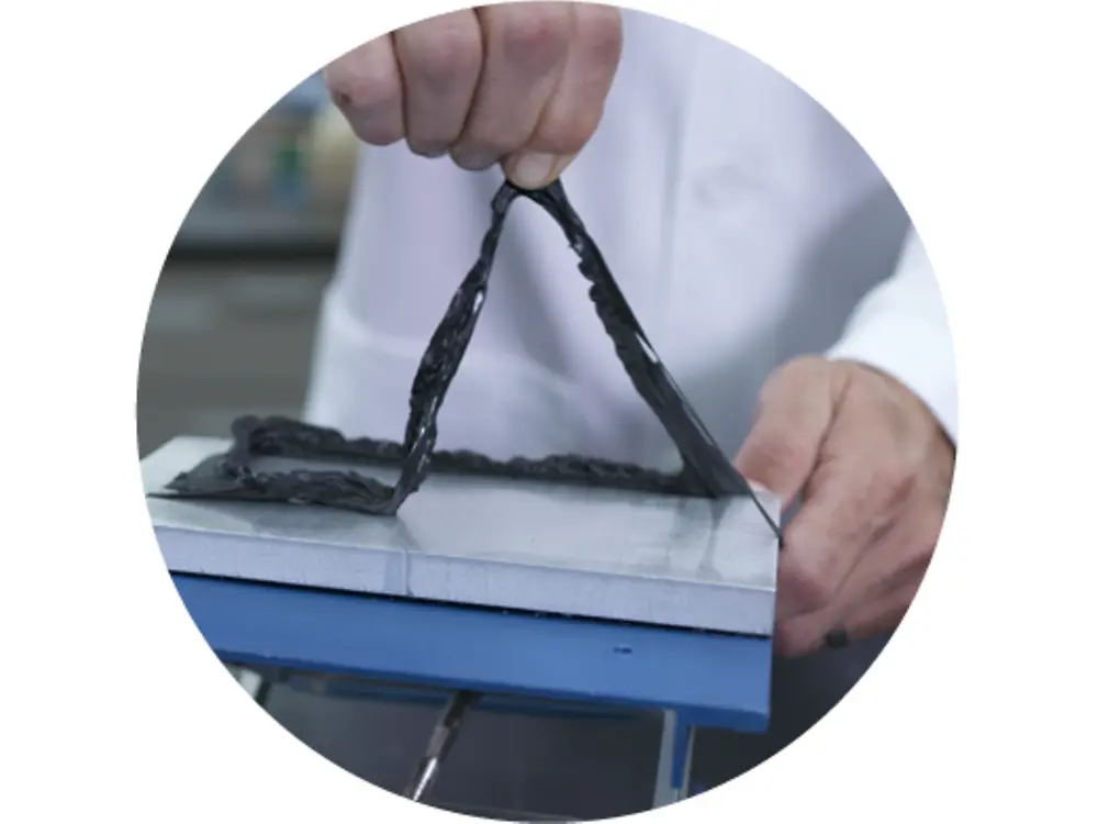 リワーク・メンテンナンス・リサイクルに。ヘンケルの循環型経済貢献リムーバブルソリューション