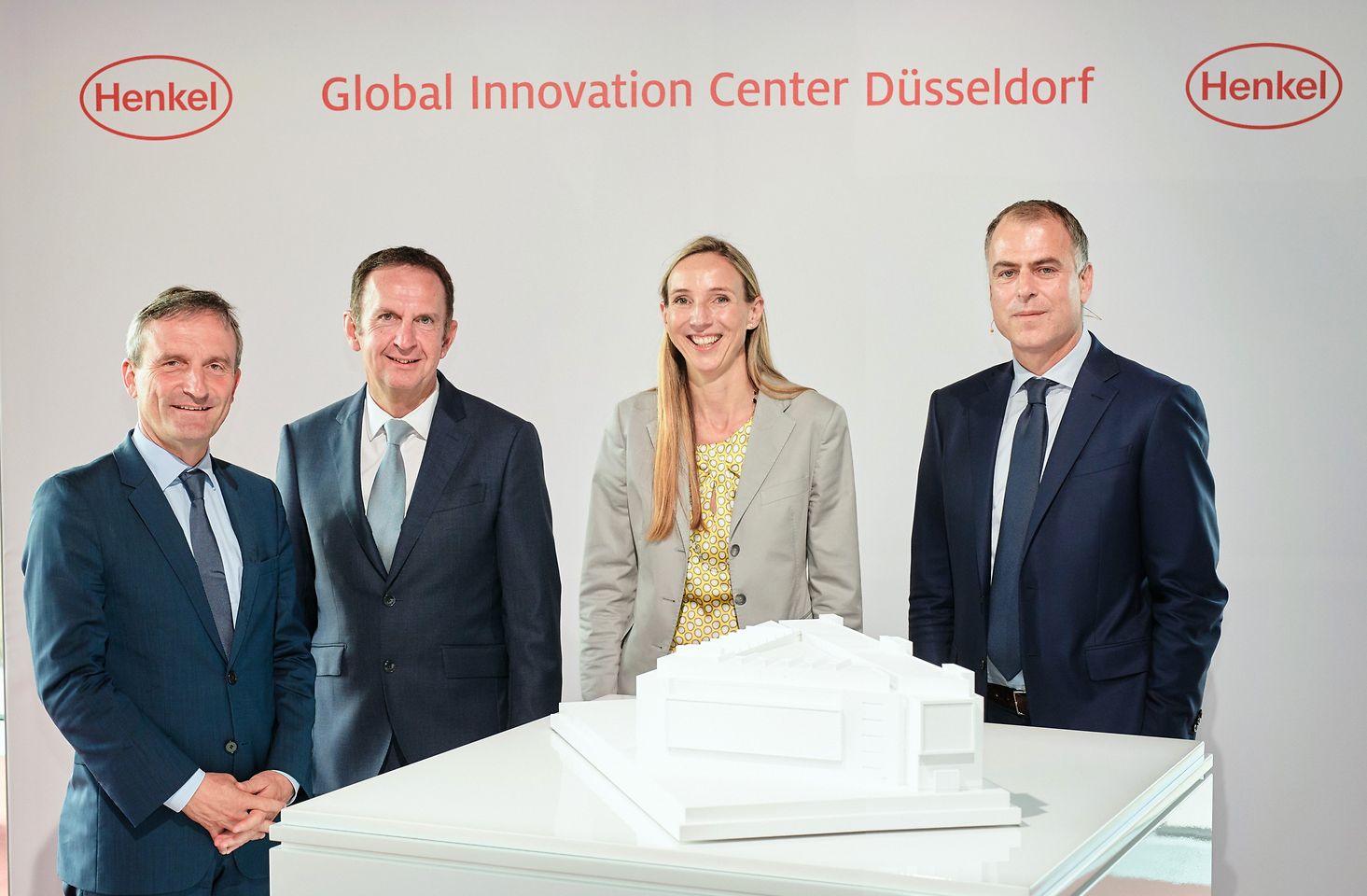 The new innovation center 3D-printed with Henkel materials